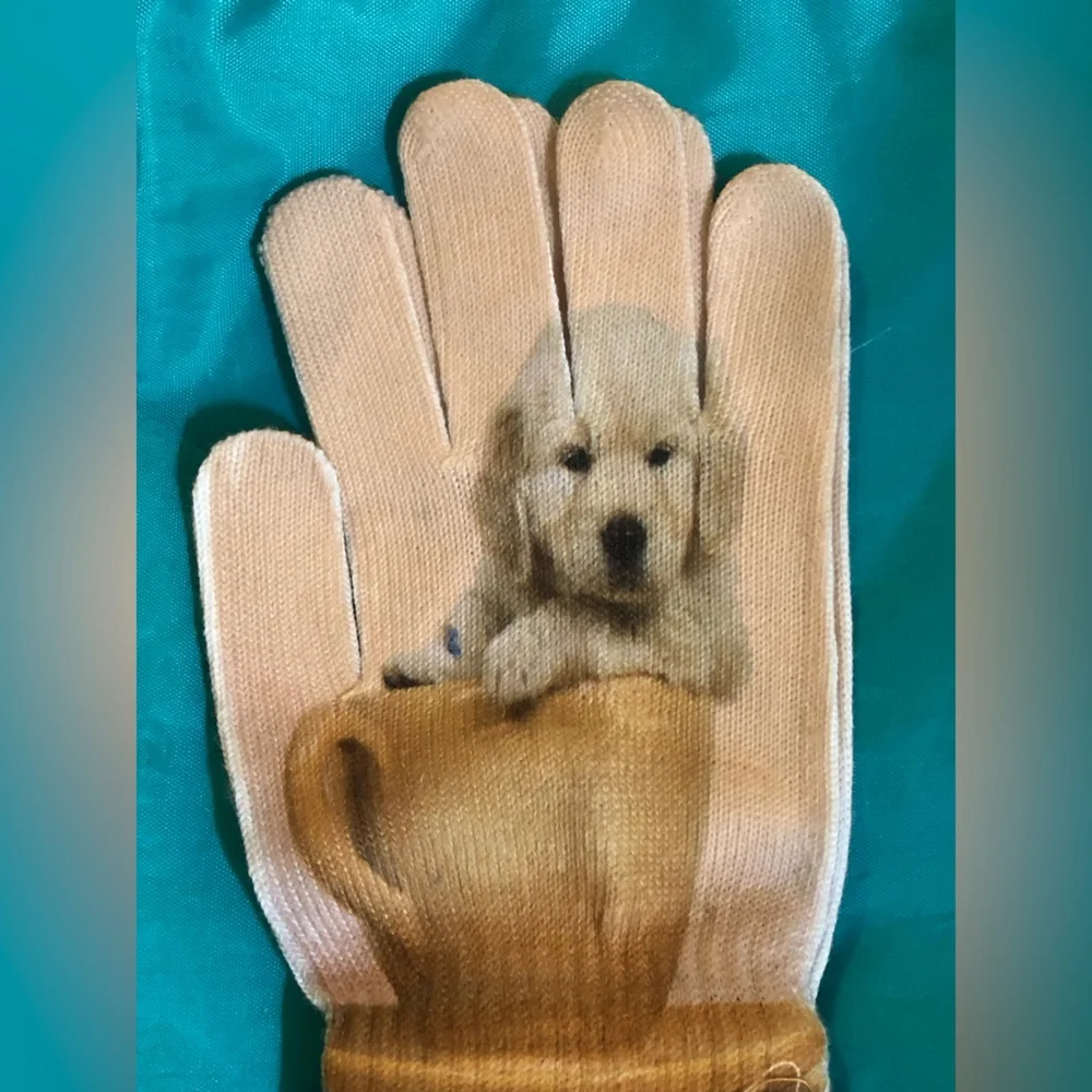 Women’s dog puppy in coffee cup printed beige‎ knit gloves one size new